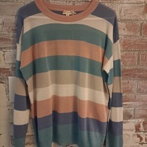 HEM & THREAD NWT SWEATER